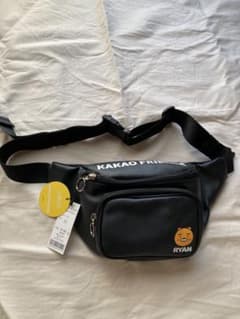 구*님 KAKAO FRIENDS RYAN 바디 백 블랙