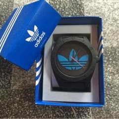 ダイゾウさま専用 adidas 腕時計のサムネイル