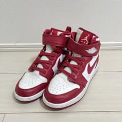 NIKE JORDAN 1 ハイカットスニーカー 赤 白のサムネイル
