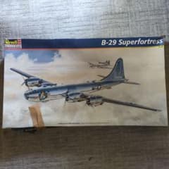 Revell Monogram B-29 Superfortressのサムネイル