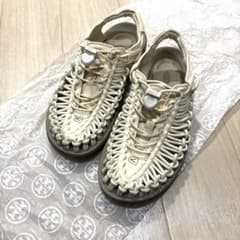 KEENサンダル　23センチのサムネイル