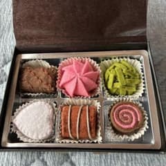 フェルト製 チョコレート風おままごとセット⑤のサムネイル