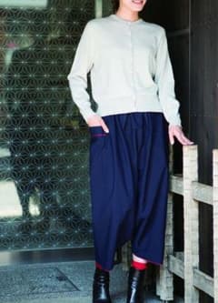 中川政七商店　直線裁ちのサルエルパンツ　紺のサムネイル