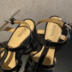 MICHAEL KORS サンダルのサムネイル
