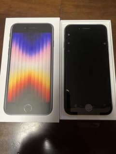 iPhoneSE 第3世代　64GB 新品未使用品のサムネイル