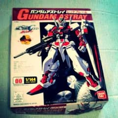 プラモデル　ガンダムアストレイ　レッドフレームのサムネイル