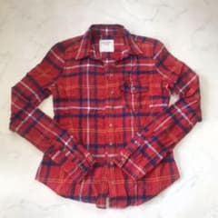 アバクロ チェックシャツ 赤のサムネイル