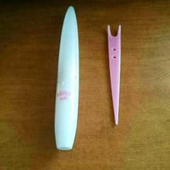 アイプチのり♡値下げ考えます（*＾＾*)のサムネイル