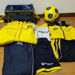 Liberta Soccer ユニフォームセット145他バッグ ボールのサムネイル