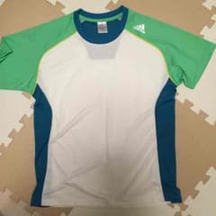 たかくんさん専用★adidasTシャツのサムネイル