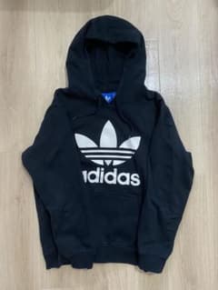 【最終値下】adidas アディダス パーカーのサムネイル