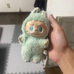 POP MART ぬいぐるみ マスコットのサムネイル