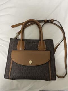 MICHAEL KORS ブラウン　バッグのサムネイル