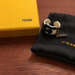 ラビオ様専用  フェンディ  指輪のサムネイル