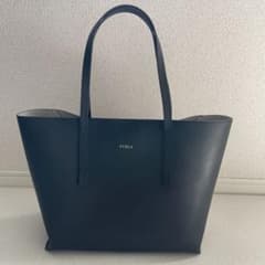 【極美品】FURLA フルラ パラダイス レザートートバッグ A4可 ブラックのサムネイル