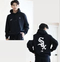 NEWERA ブラック フード付きスウェットのサムネイル