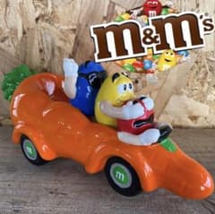 エムアンドエムズ 陶器 置物 人参 車 イースター m&m'sのサムネイル