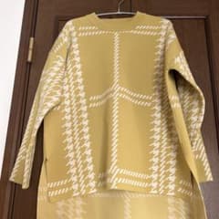 セーターのサムネイル