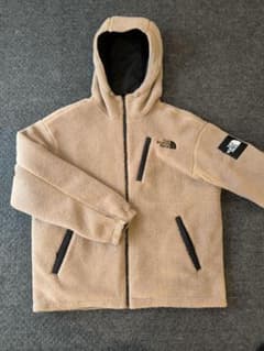 THENORTHFACE　ボアリバーシブルパーカーのサムネイル