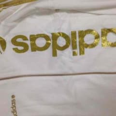 adidasパーカー白金のサムネイル