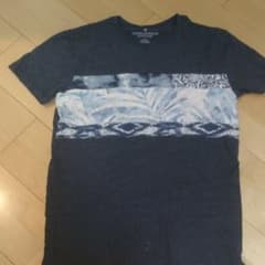 アメリカンイーグル 柄Tシャツのサムネイル