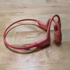訳あり Shokz OPENRUN PRO骨伝導イヤホン 本体 ピンク - メルカリ