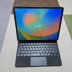 iPad Pro 12.9インチ 本体とMagic Keyboardのセットのサムネイル