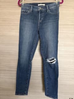 Levi's 311 SHAPING SKINNY デニム 25