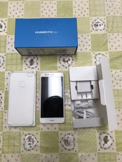 極美品 HUAWEI P10litのサムネイル
