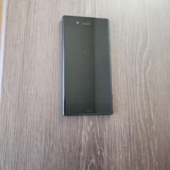 Sony XperiaXZ SO-01K1 本体 docomo ブラック中古品のサムネイル