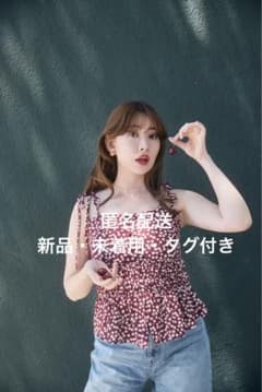 Cherry Pattern Strap Top M Cherry 新品　未着用 Cherry Pattern Strap Top M Cherry 新品 未着用 - メルカリ