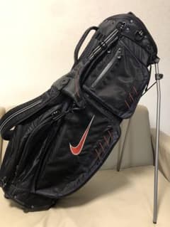 【送料込み】美品　廃盤希少品　NIKE 赤ロゴ　スタンド式ゴルフバッグ　黒赤 送料込み】美品 廃盤希少品 NIKE 赤ロゴ スタンド式ゴルフバッグ 黒赤