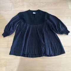 ブラックプリーツチュニックのサムネイル