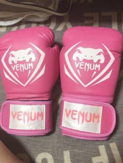 ボクシンググローブ  ♡ ピンク ♡venum★ 10オンスのサムネイル