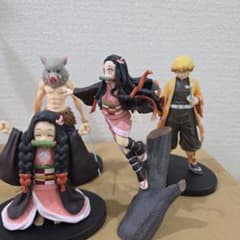 d*8様 鬼滅の刃 フィギュア ４体まとめ売りのサムネイル