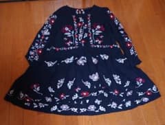 CHICHAN☆様専用ZARA 刺繍がお洒落なトップスのサムネイル