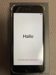iPhone 7 Jet Black 128 GB auのサムネイル