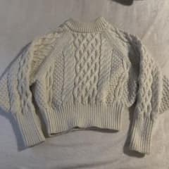 【H&M】ケーブルニット　完売品のサムネイル