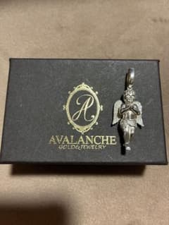Avalanche (アヴァランチ) ペンダントヘッド ゲンガー | Einkaufen bei