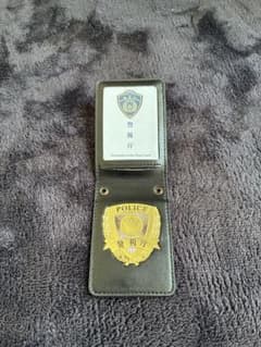 警察手帳型ケース 警視庁バッジ付きレプリカ 撮影用 - メルカリ
