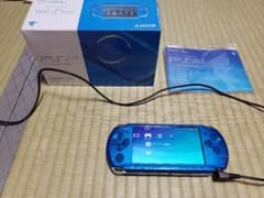 美品 PSP 3000本体 ソフト付きのサムネイル