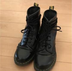 Dr martens 8ホールのサムネイル