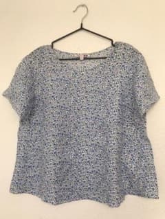 ユニクロ UNIQLO x リバティ LIBERTY ブラウスのサムネイル