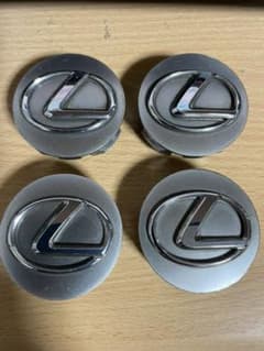 レクサス純正　センターキャップ　中古品　外径62mm 4枚のサムネイル