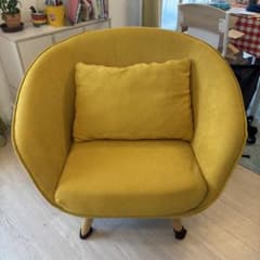 ニトリ　イエロー ラウンド型 1人掛けソファ ニトリ イエロー ラウンド型 1人掛けソファ - メルカリ