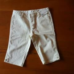 新品　再値下げ　デニムクロップパンツのサムネイル