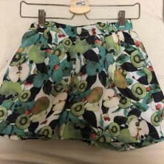 murua フルーツ柄 ショートパンツのサムネイル