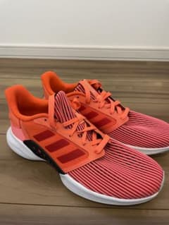 adidas ランニングシューズのサムネイル