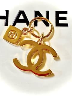シャネル CHANEL 2026 バレンタイン レッド 限定チャーム 10個 | Shop