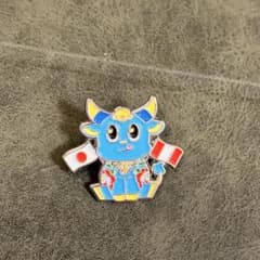 非売品】万博 ペルー パビリオン レア ピンバッジ - メルカリ